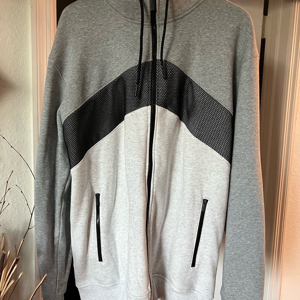 Gray and Black Men's Sweater